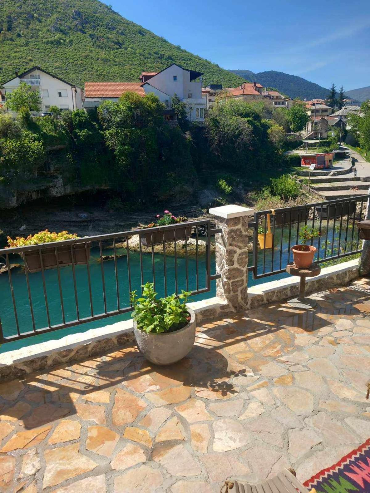 Apartman Flumen Mostar Buitenkant foto
